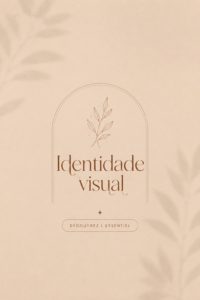 Femme créant une identité visuelle pour sa marque avec des outils graphiques