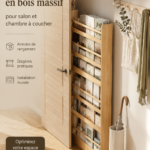 Armoires d'angle en bois massif dans un intérieur chaleureux