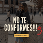 Femme entrepreneuse inspirante montrant un chemin innovant.