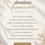 Femme méditant avec des affirmations positives sur l'abondance financière