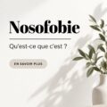 Une femme réfléchissant sur la nosophobie, symbolisant la compréhension des peurs liées à la santé.
